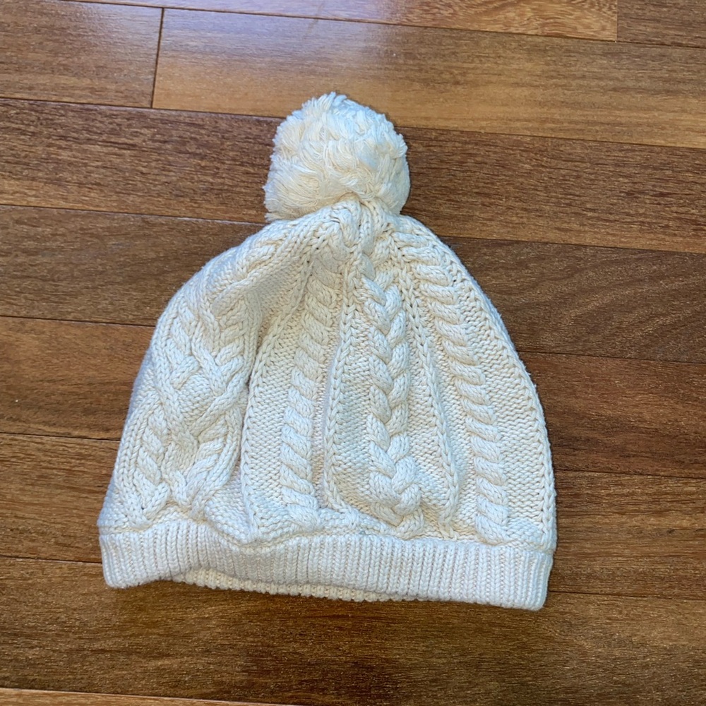 Baby gap, cable knit hat with pom-pom